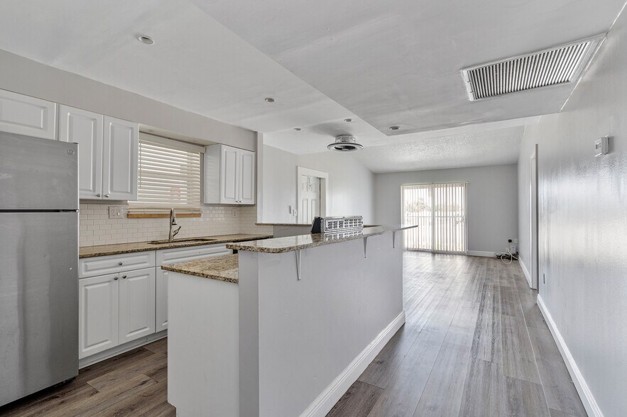 More Photos Of 700-728 SW 81st Ter, North Lauderdale Apartments For Sale