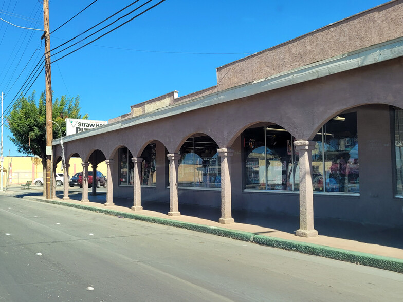 Primary Photo Of 36618 South Lassen Ave, Huron Storefront Retail Office For Sale