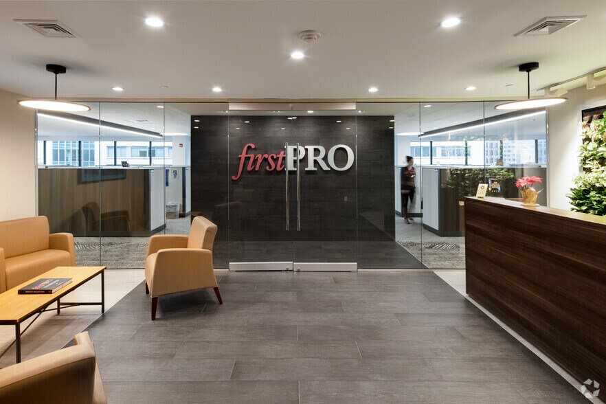 More Photos Of 1800 John F Kennedy Blvd, Philadelphia Office For Lease