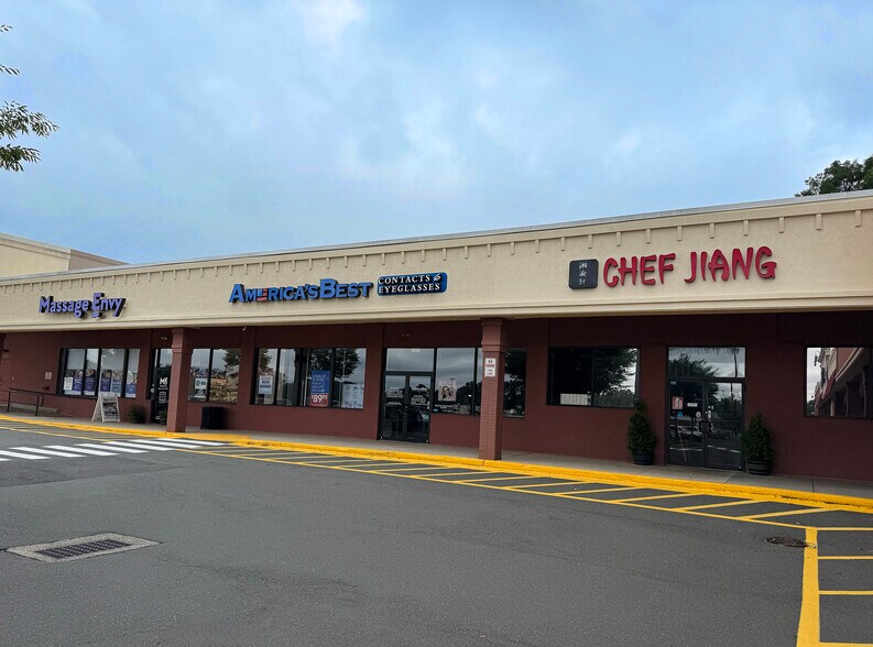 More Photos Of 1600 Southeast Rd, Farmington Unknown For Lease