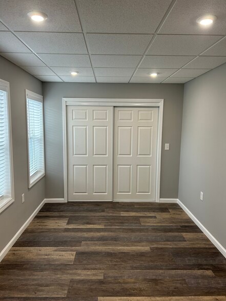 More Photos Of 615 Colonial Park Dr, Roswell Loft Creative Space For Lease
