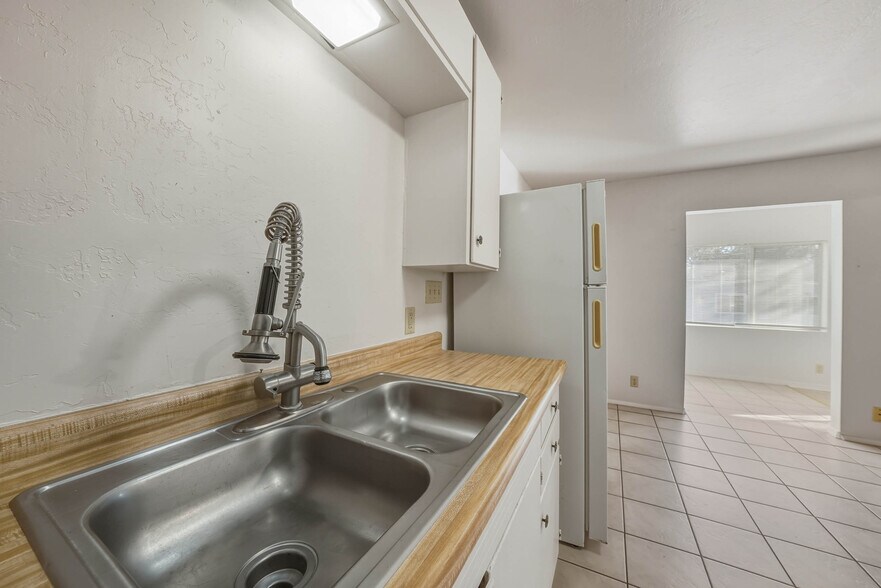 More Photos Of 14840 Valley Ave, Clearlake Multifamily For Sale