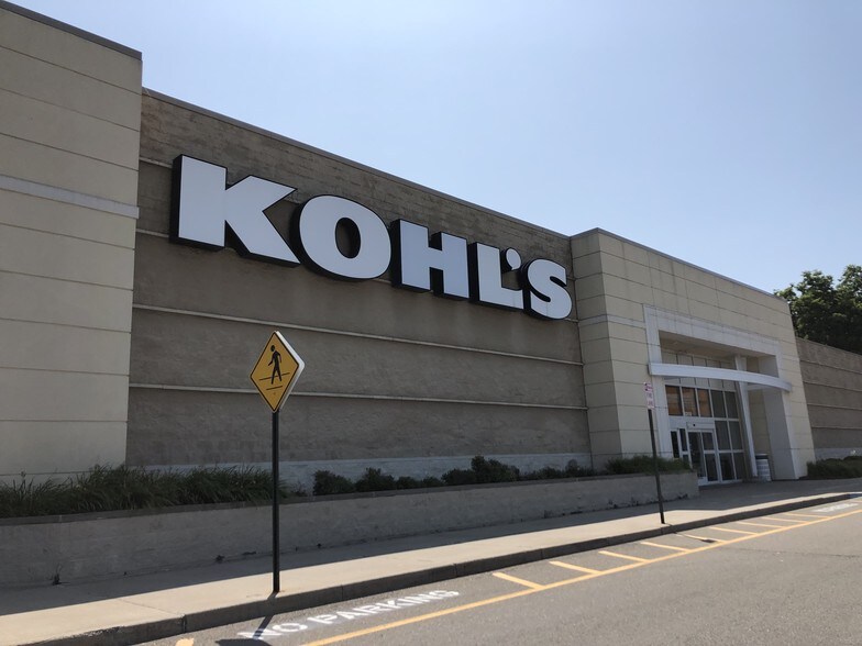 More Photos Of 3112-3128 Vestal Pky E, Vestal Township Unknown For Lease