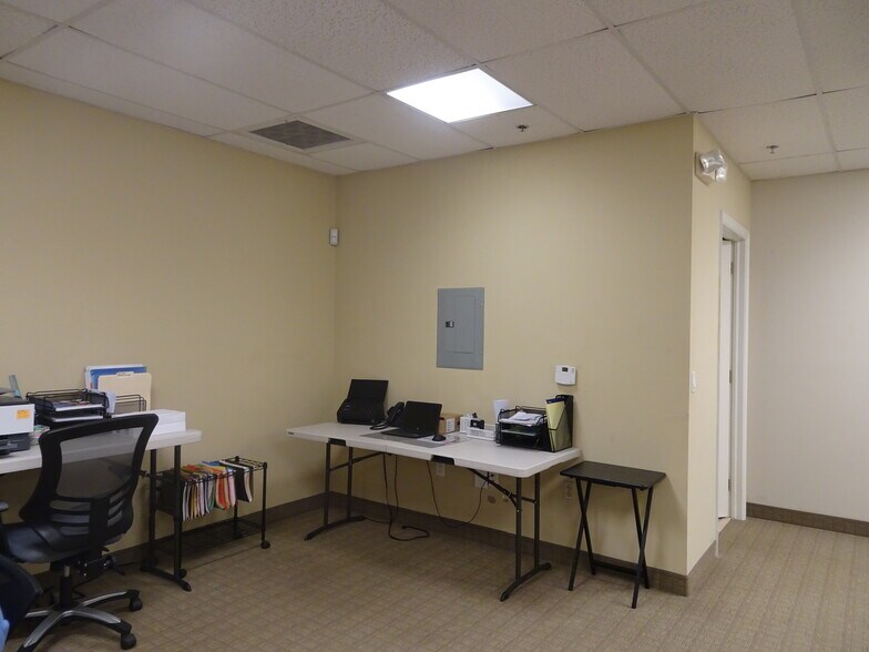 More Photos Of 5300-5350 W Hillsboro Blvd, Coconut Creek Medical For Sale
