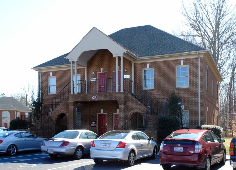 More Photos Of 780 Pilot House Dr, Newport News Office For Lease