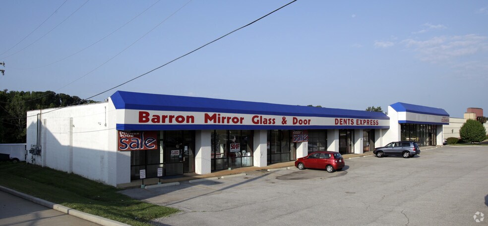 Primary Photo Of 13830-13842 Manchester Rd, Ballwin Unknown For Lease