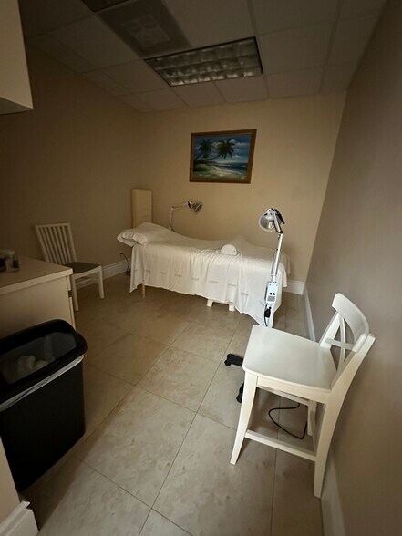 More Photos Of 2900 N Military Trl, Boca Raton Medical For Sale