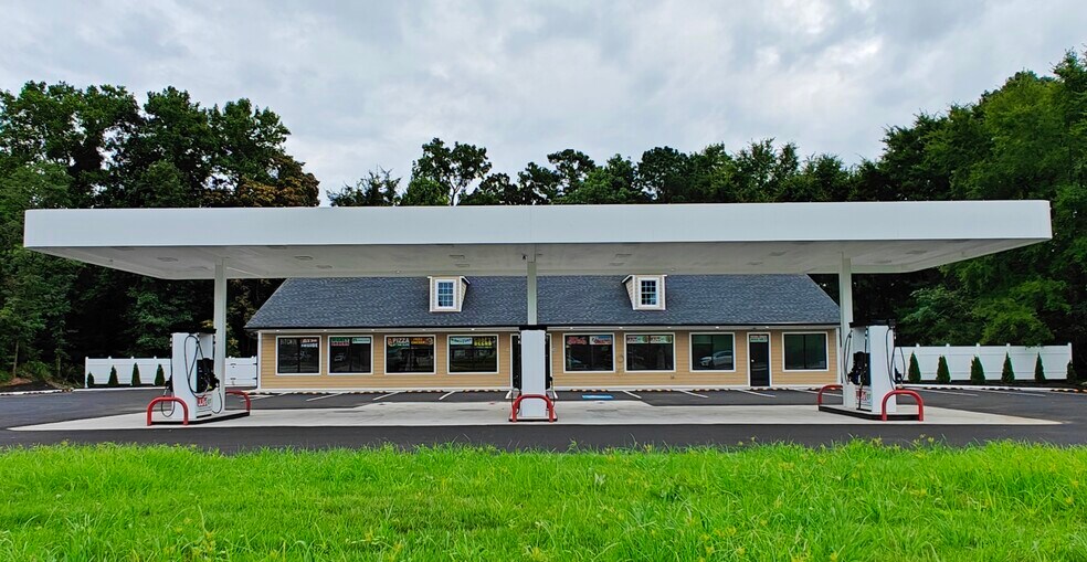 Primary Photo Of 2000 E Hundred Rd, Chester Convenience Store For Sale