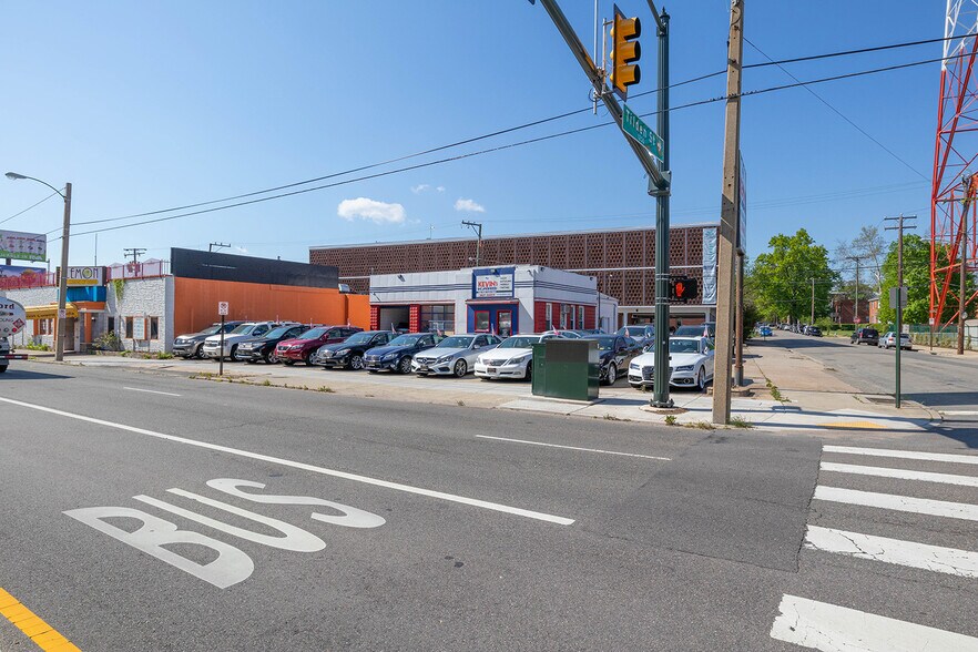 More Photos Of 3217 W Broad St, Richmond Storefront Retail Office For Sale