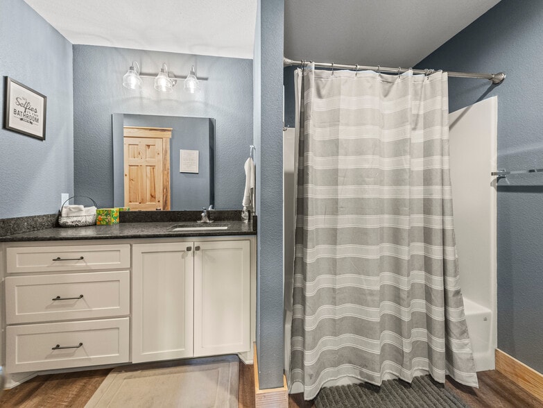 More Photos Of 156 Serenity Loop loop, Glenwood Hospitality For Sale