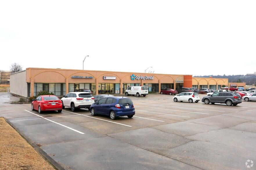 Primary Photo Of 2901-3111 Azalea Park Dr, Muskogee Office For Lease