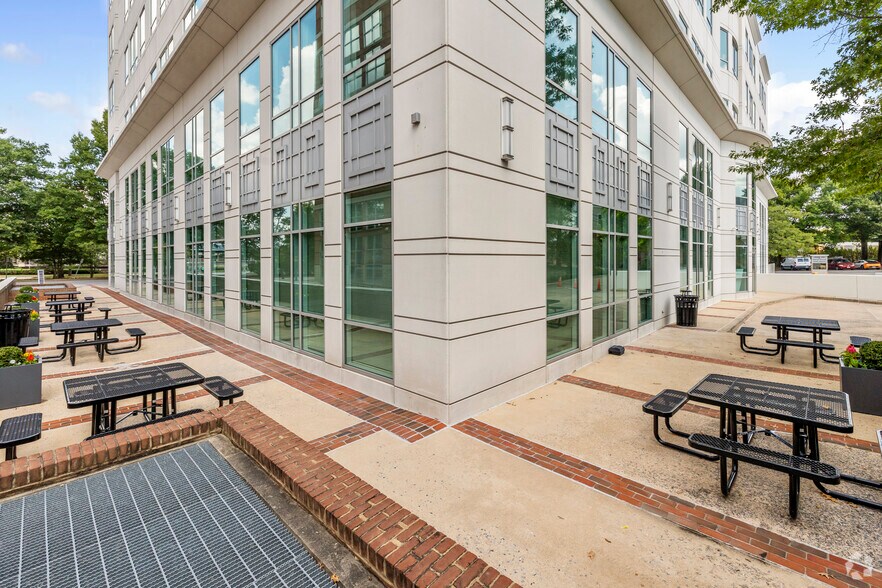 More Photos Of 21 Church St, Rockville Office For Lease