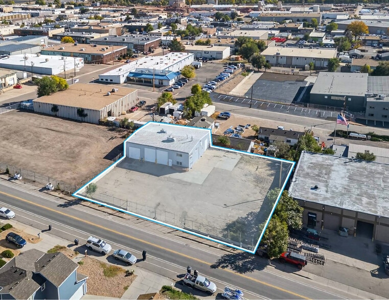 Primary Photo Of 3050 S Zuni St, Englewood Warehouse For Lease