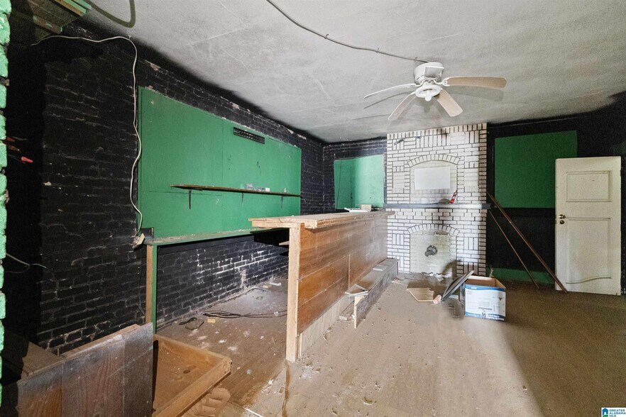 More Photos Of 831 19th St N, Bessemer Freestanding For Sale