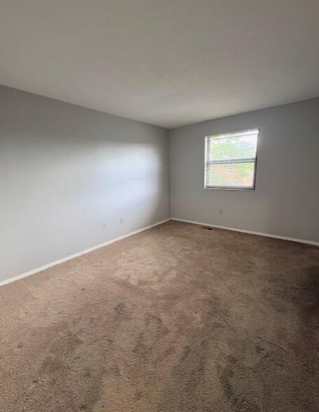 More Photos Of 1034 Belle Valley, Belleville Apartments For Sale