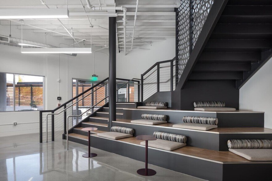 More Photos Of 6134 Nancy Ridge Dr, San Diego Research And Development For Lease