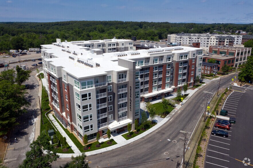 More Photos Of 95 West St, Walpole Apartments For Lease