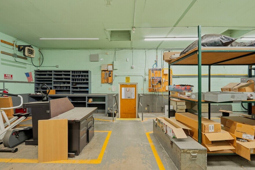 More Photos Of 1930 E Main St, Trinidad Office For Sale