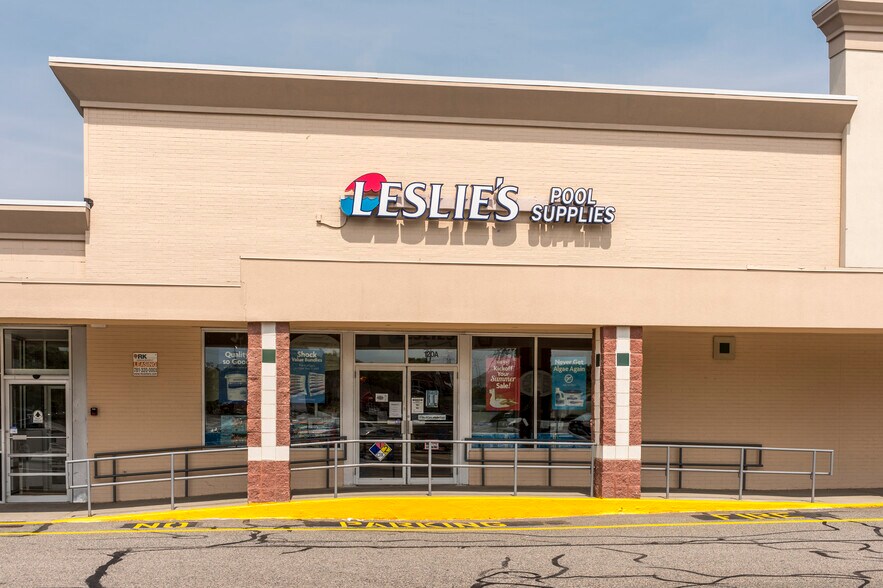 More Photos Of 110 Main St, Weymouth Unknown For Lease