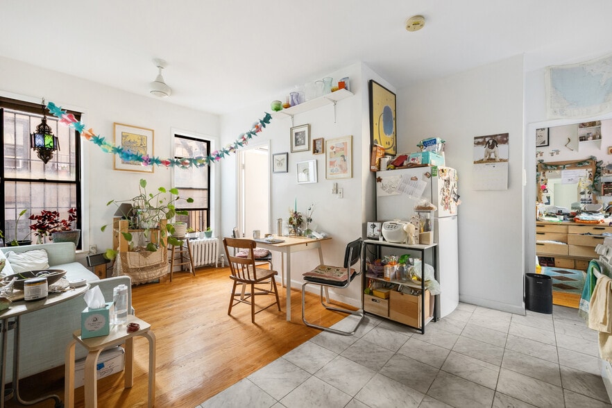 More Photos Of 115-117 Ludlow St, New York Apartments For Sale