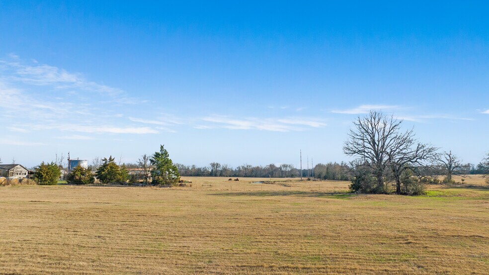 More Photos Of 3052 HWY 82 E, Paris Land For Sale