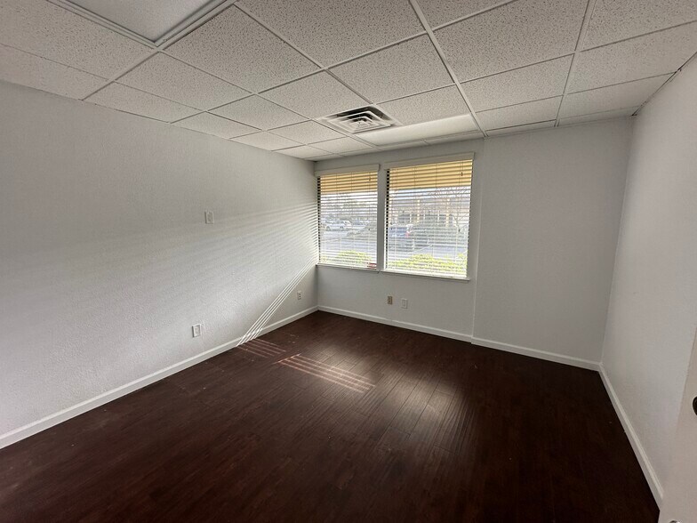 More Photos Of 2491 W Shaw Ave, Fresno Office For Sale
