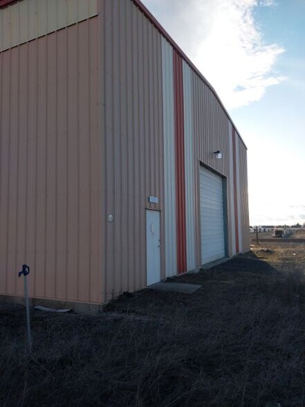 More Photos Of 11319 W Jake Ln, Airway Heights Warehouse For Lease