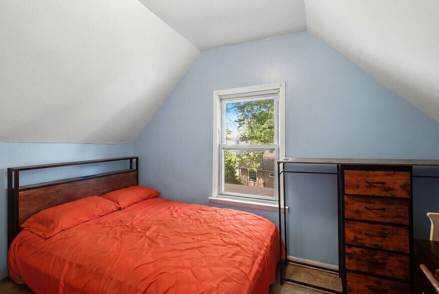 More Photos Of 275 Laurence Pky, South Amboy Apartments For Sale