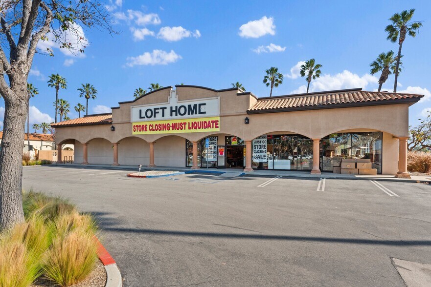 More Photos Of 2801 Paseo Mercado, Oxnard Freestanding For Sale