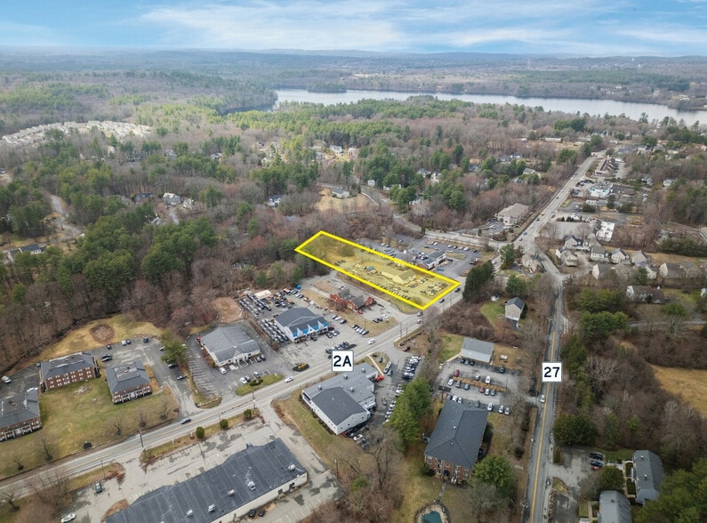 More Photos Of 444 Great Rd, Acton Showroom For Lease