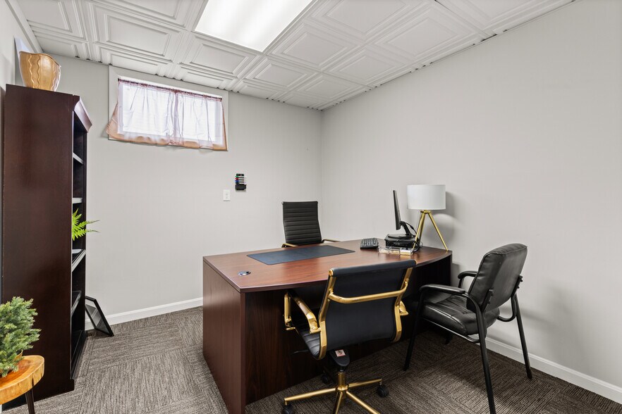 More Photos Of 642 Central Ave, Dover Office For Lease