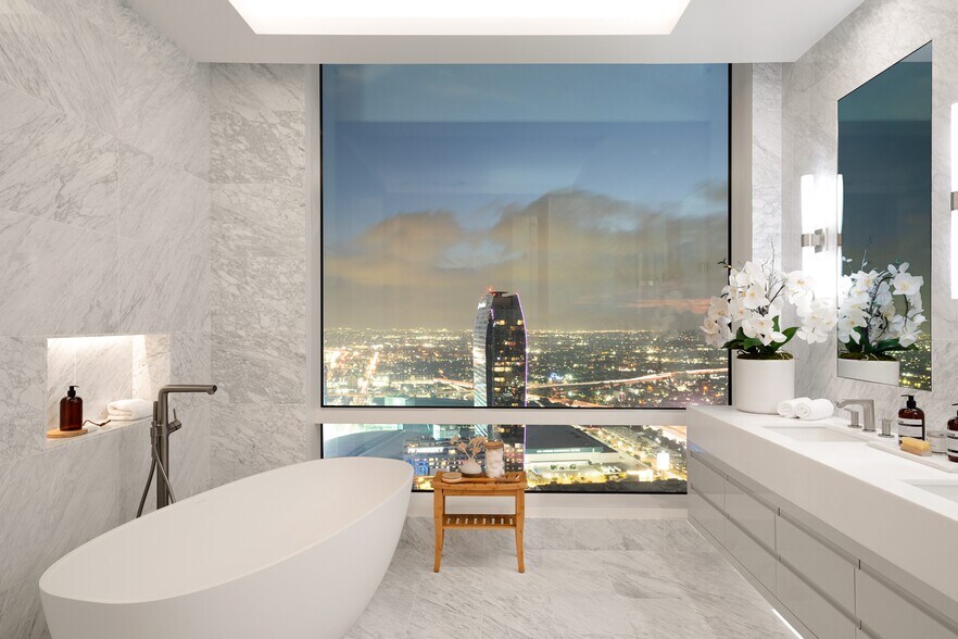 More Photos Of 1000 W 8th St, Los Angeles Apartments For Lease