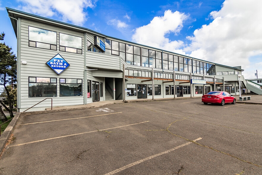 Primary Photo Of 644 SW Coast Hwy, Newport Office For Sale
