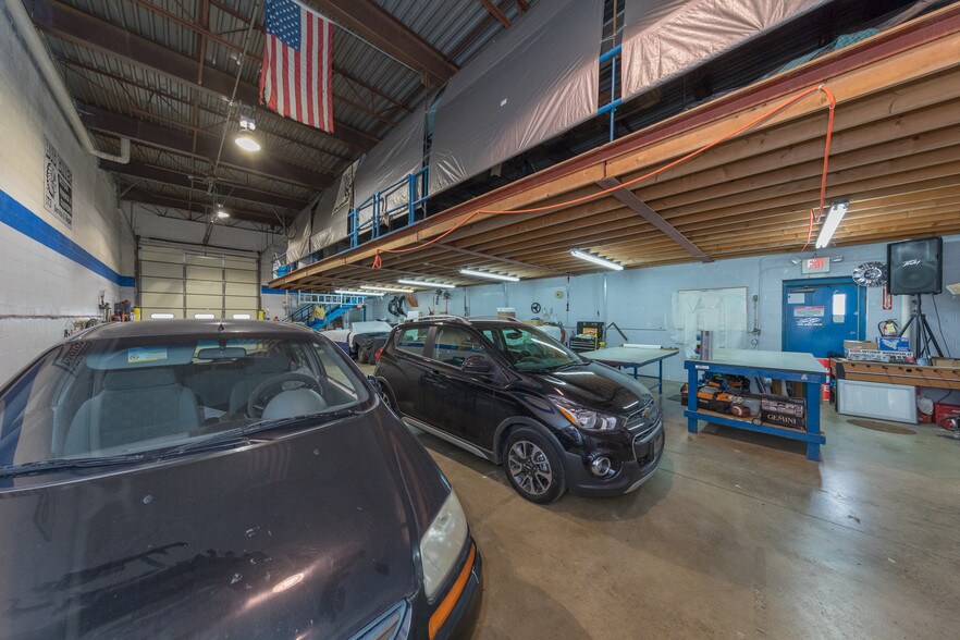 More Photos Of 824 E 222nd St, Euclid Warehouse For Sale