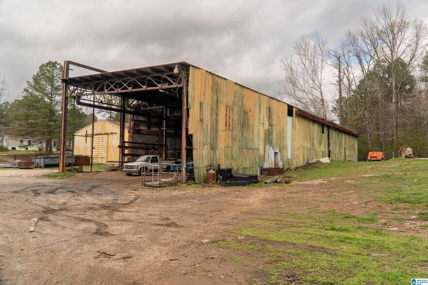 More Photos Of 765 Hart Cir, Warrior Industrial For Sale