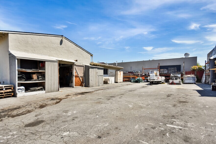 More Photos Of 502 Horning St, San Jose Service For Sale