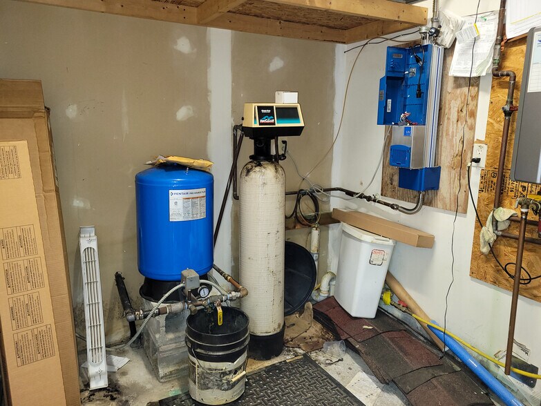 More Photos Of 4390 State Route 37, Westville Convenience Store For Sale