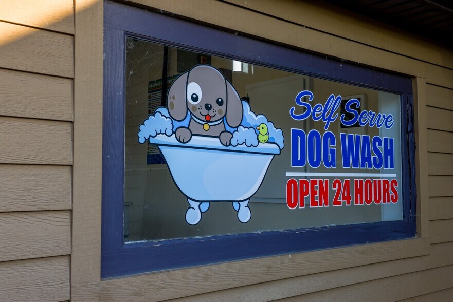 More Photos Of 149 George St, Oswego Carwash For Sale