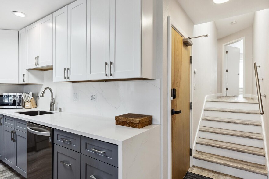 More Photos Of 150 Josiah Ave, San Francisco Apartments For Sale