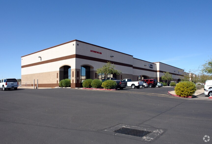 More Photos Of 8550 N 91st Ave, Peoria Unknown For Lease