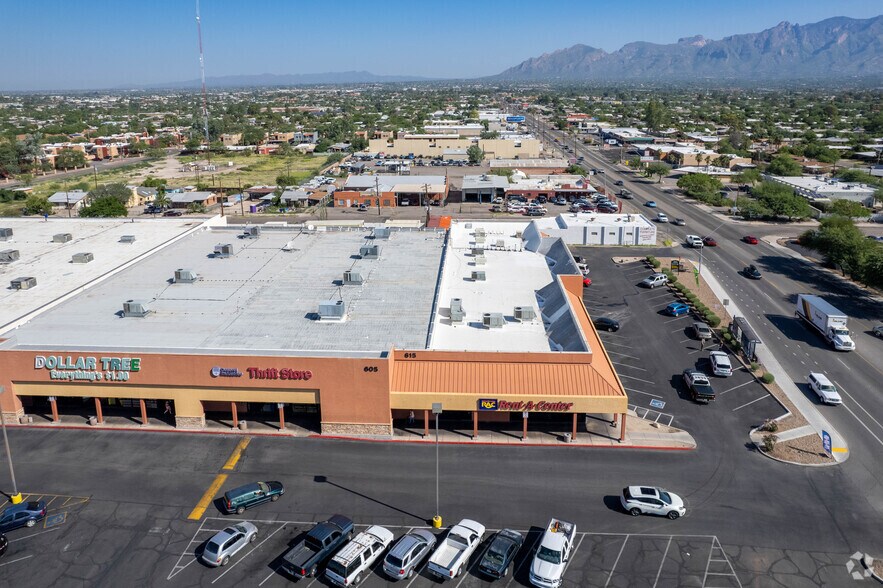 More Photos Of 555 E Grant Rd, Tucson Unknown For Lease