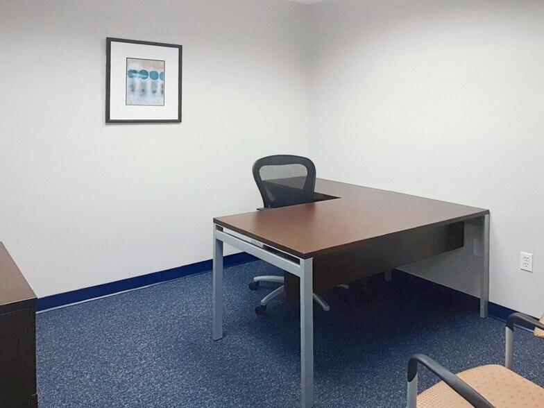 More Photos Of 4-18 Biltmore Ave, Asheville Coworking Space