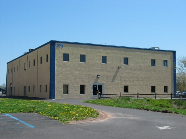 More Photos Of 271 Bethlehem Pike, Colmar Office For Lease