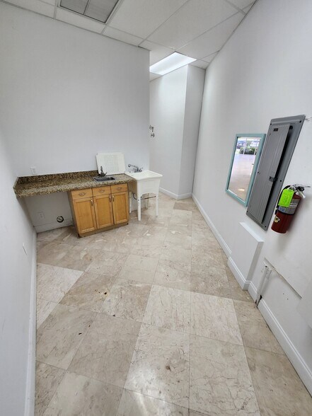 More Photos Of 2400 W Sample Rd, Pompano Beach Storefront Retail Office For Sale