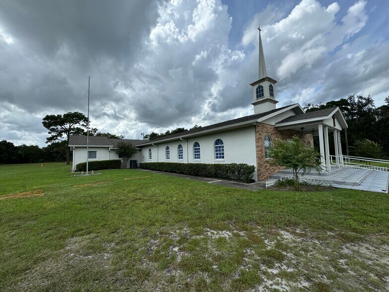 More Photos Of 2400 S Goldenrod Rd, Orlando Religious Facility For Sale