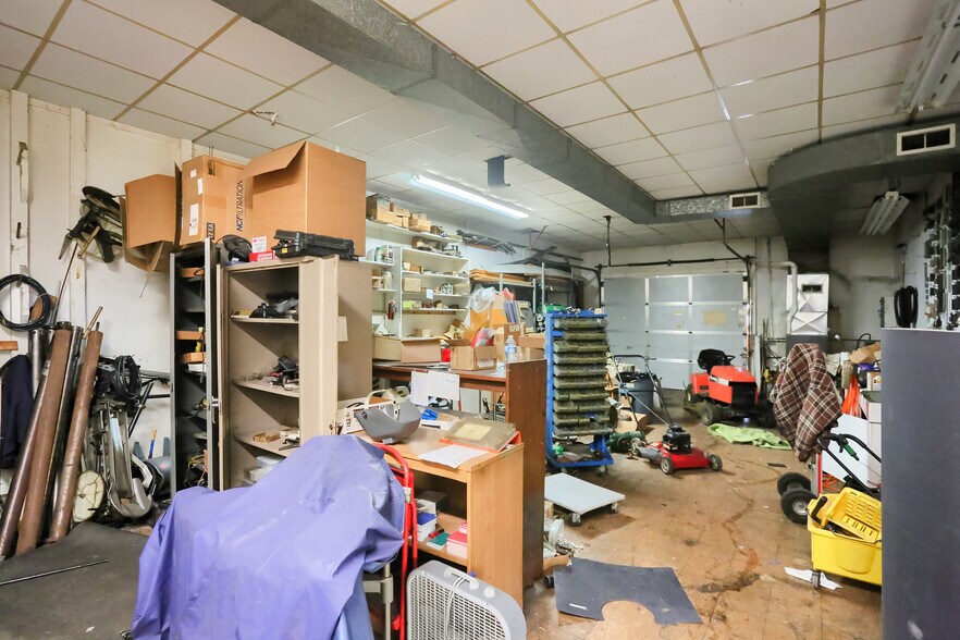 More Photos Of 3210 Wilmington Rd, New Castle Bowling Alley For Sale