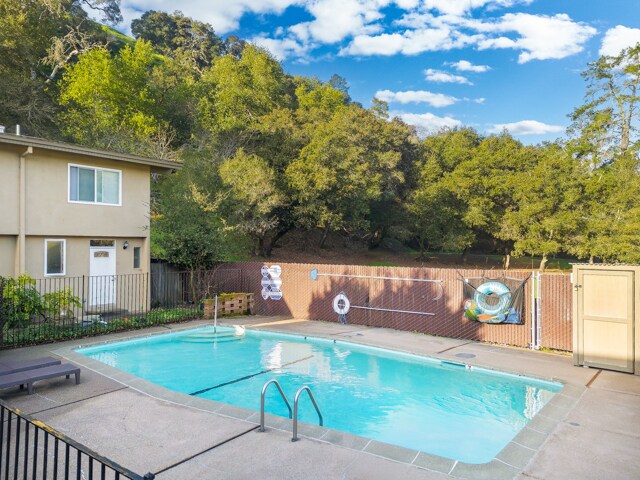 More Photos Of 340 Rheem Blvd, Moraga Apartments For Sale