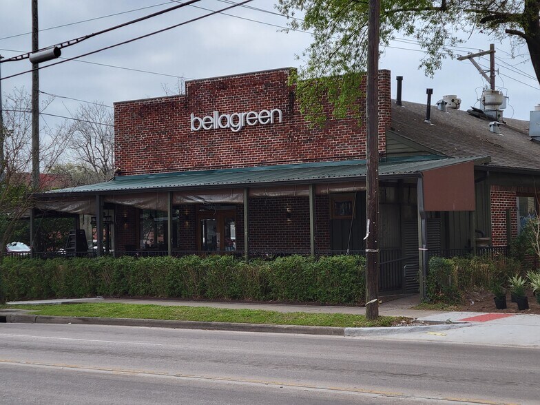 More Photos Of 1043-1045 Studewood, Houston General Retail For Sale