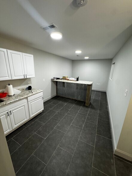 More Photos Of 6128 Madison Ave, Berkeley Industrial For Sale