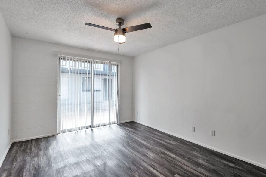 More Photos Of 2950-2972 East 5th St, Tucson Multifamily For Sale